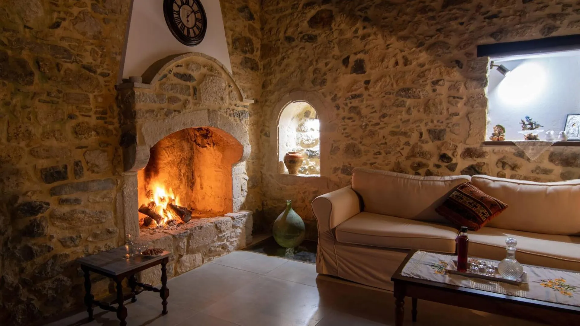 Hercules Traditional Houses Galipe 0*,  Greece