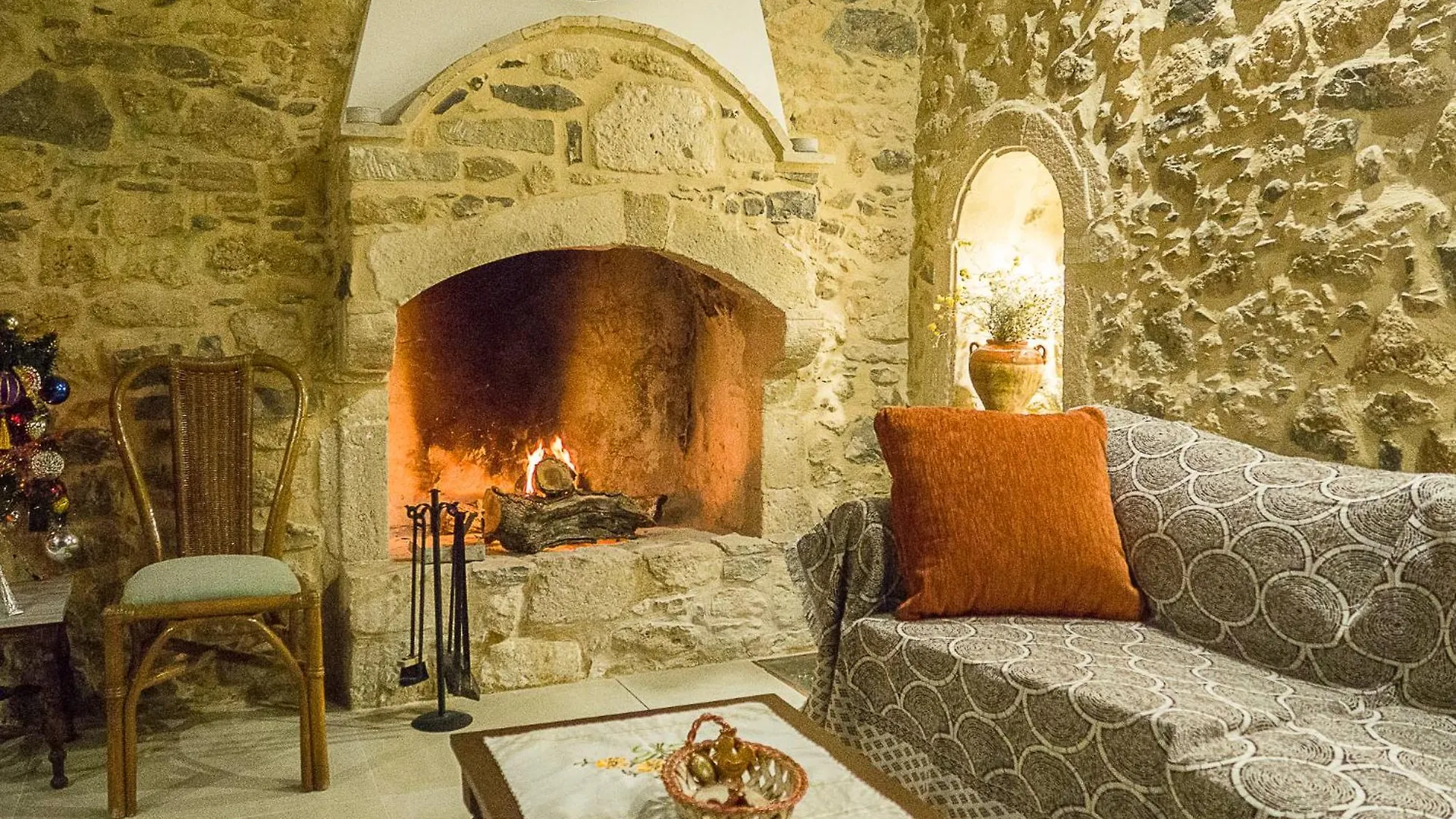 Hercules Traditional Houses Galipe Greece